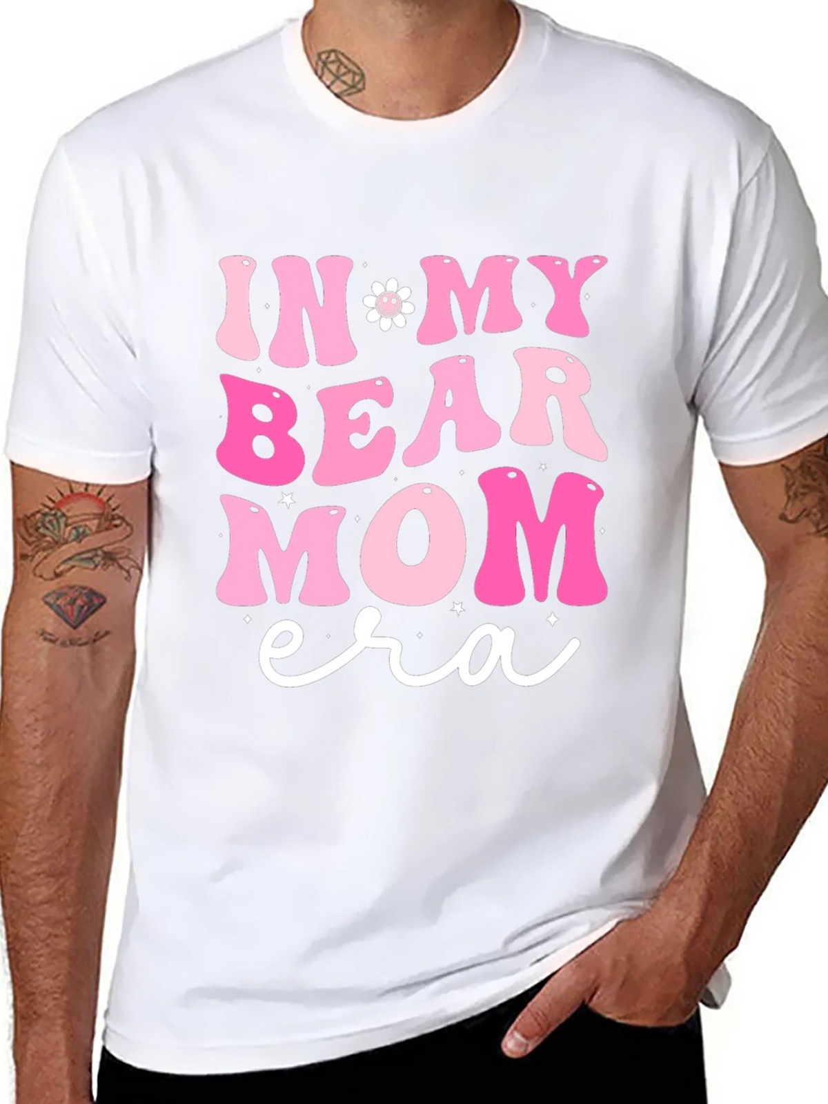In My Bear Mom Era Black Graphic Tee product image 3